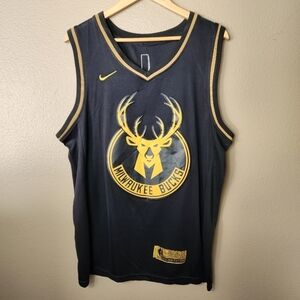 Bucks Nike Gold Edition Embroidered Giannis Antetokounmpo Jersey-Size L